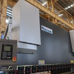 CNC NC خود کار طریقے سے بجلی ہائیڈرولک افقی بسبار اسٹیل شیٹ میٹل کاٹنے اور فروخت کے لئے موڑنے پریس بریک مشین کی قیمت